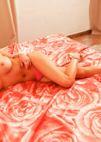 Проститутка Альмира +79812142180 с 1 размером груди предлагает профессиональные секс и интим услуги возле метро Пролетарская в городе Санкте-Петербург - фото 2